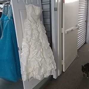 Wedding dress or prom